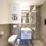 With Sauna, Neukirchen Chalé *