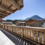 Chalé With Sauna, Neukirchen *