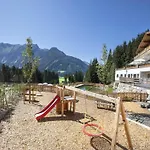 With Sauna, Neukirchen *