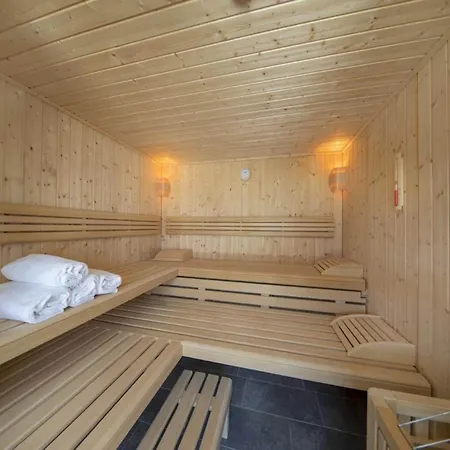 With Sauna, Neukirchen Chalet *
