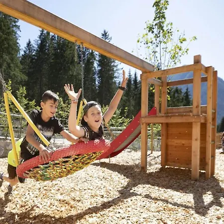 Chalet With Sauna, Neukirchen *