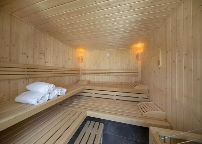 In Neukirchen With Sauna シャレー *